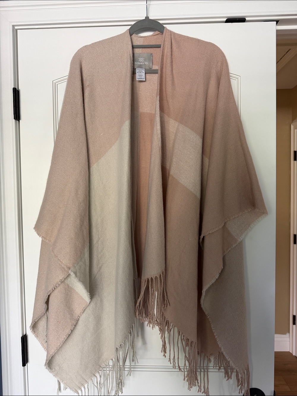 Soia & Kyo Two-Tone Blush and Cream Fringed Shawl